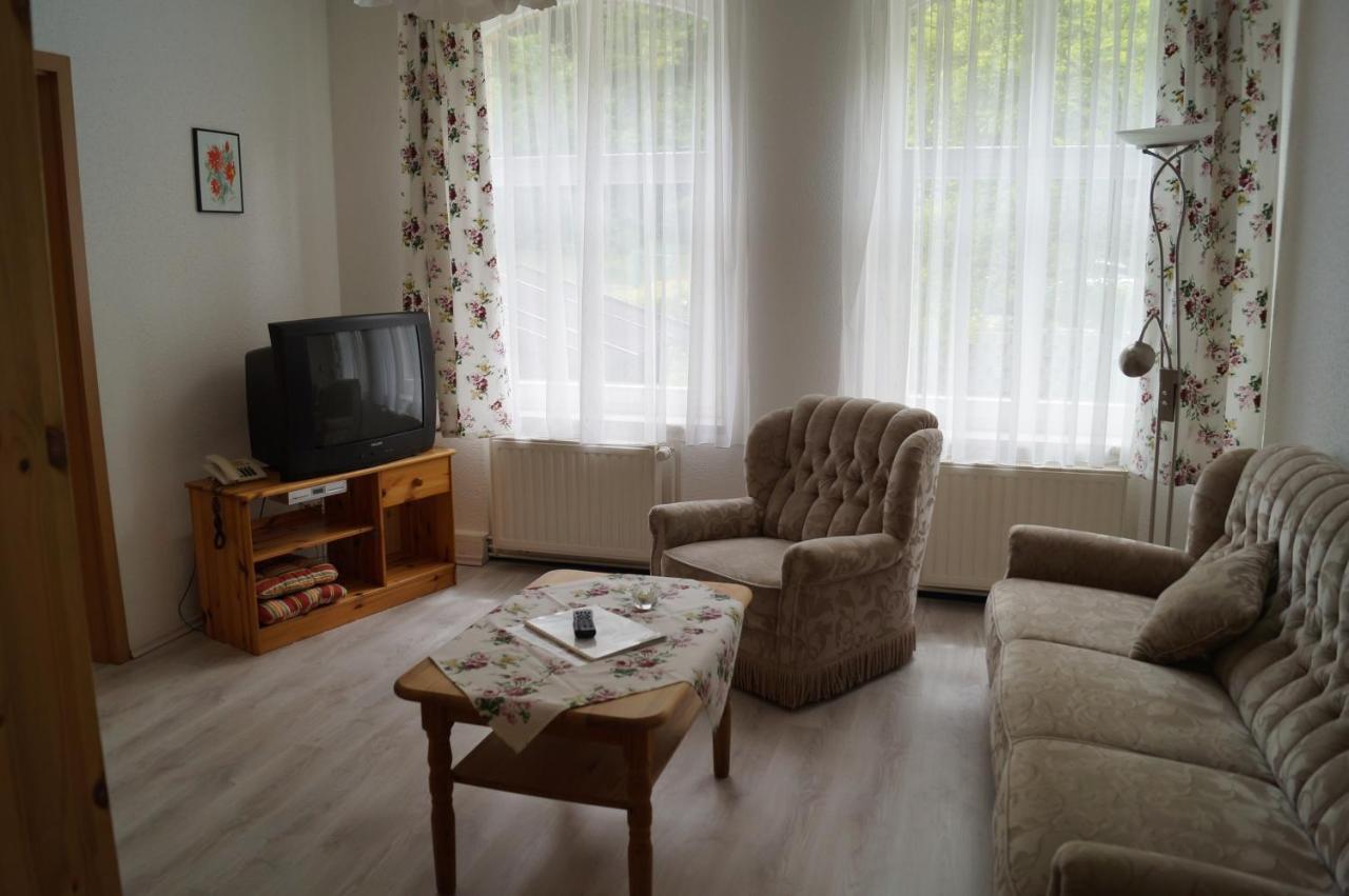 Hotel Am Kurpark Бад-Судероде Номер фото