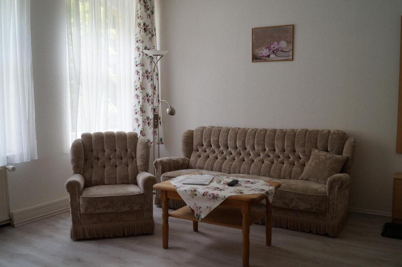 Hotel Am Kurpark Бад-Судероде Номер фото
